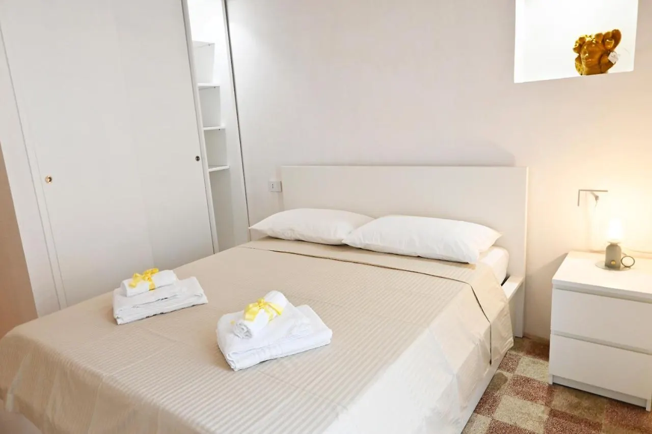 Mimosa E Agave Blu Apartment Scicli 0*,